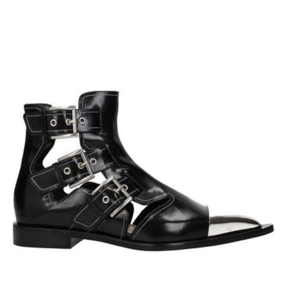 Alexander McQueen Shoes - Alexander Mcqueen black leather cage ankle boots with pointy toe